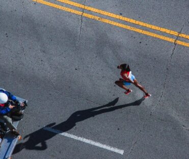 woman action marathon running 1837158